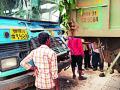 उभ्या ट्रकवर एसटी बस आदळून एक ठार - Marathi News | A bus collided with a ST bus on a vertical truck | Latest bhandara News at Lokmat.com