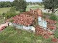 भंडारा, गोंदिया जिल्ह्यात २४०० वर घरांची पडझड - Marathi News | Over 2,400 houses collapsed in Bhandara, Gondia district | Latest bhandara News at Lokmat.com
