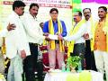 महापुरूषांच्या जीवनातून प्रेरणा घेण्याची गरज - Marathi News | The need for inspiration from the lives of great men | Latest chandrapur News at Lokmat.com