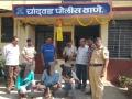 विद्युतपंप चोरणाऱ्या तिघांना ग्रामस्थांनी पकडले ! - Marathi News | The villagers arrested three thieves stealing the electricity pump! | Latest nashik News at Lokmat.com