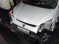कार दुभाजकावर आदळल्याने एक गंभीर तर दोन जण जखमी - Marathi News | One seriously and two others were injured when a car hit a divider | Latest nashik News at Lokmat.com