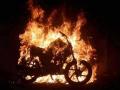 कणकवलीत ३ दुचाकी जाळल्या, आगीचे कारण गुलदस्त्यात - Marathi News | 3 two-wheelers burnt in Kankavali, suspected to have set fire deliberately | Latest sindhudurga News at Lokmat.com
