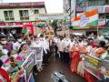 कोल्हापुरात इंधन दरवाढीविरोधात कॉंग्रेसची निदर्शने - Marathi News | Petrol, diesel beyond a hundred, Modi bus, plunder the people | Latest kolhapur News at Lokmat.com