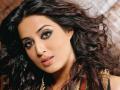 माही गिलने इतकी वर्षे मुलीला लपवले, आता समोर पहिला फोटो! - Marathi News | Mahie Gill shares exclusive pictures with daughter Veronica, opens up about motherhood | Latest filmy News at Lokmat.com