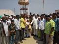 चारा छावणीतील शेतक-यांना मोफत भाजीपाला, किराणा - Marathi News | Free vegetable, grocery, for farmers in fodder camp | Latest nashik News at Lokmat.com