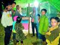 गावात भोंगे लावून चिमुकल्यांना गिरवतो धडे - Marathi News | Lessons are given to the chimpanzees by blowing horns in the village | Latest bhandara News at Lokmat.com