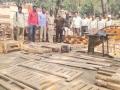 दोन लाखाचे सागवान व फर्निचर जप्त - Marathi News | Two lakh teak and furniture seized | Latest nandurbar News at Lokmat.com
