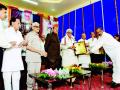 दादासाहेब कुलगुरूच नव्हे तर सामजिक विद्यापीठही - Marathi News | Not only Dada Saheb Vice-Chancellor but Social University too | Latest nagpur News at Lokmat.com