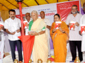 समविचारी संघटनांनी एकत्र यावे: मेधा पाटकर - Marathi News | Moderate organizations should come together: Medha Patkar | Latest sangli News at Lokmat.com