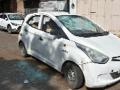 अज्ञातांनी केली दोन कारची तोडफोड - Marathi News | Two cars were vandalized by unknown persons | Latest dhule News at Lokmat.com