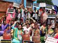 सिलींडर दरवाढीच्या विरोधात भगुरला राष्ट्रवादी महिला कॉँग्रेसचे निदर्शने - Marathi News | Demonstration of NCP-Congress women Congress against cylinder hike | Latest nashik News at Lokmat.com