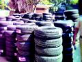 नोकर जेरबंद, ४२९ टायर जप्त - Marathi News | The servant seized, 429 tires were seized | Latest bhandara News at Lokmat.com