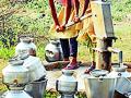 जिल्ह्यातील ६१७ गावांवर पाणीटंचाईचे सावट - Marathi News | Irrigation water supply in 617 villages in the district | Latest bhandara News at Lokmat.com