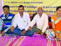 शिक्षकांचे आमरण उपोषण - Marathi News | Teacher's fasting fast | Latest gadchiroli News at Lokmat.com