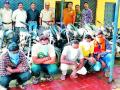 वाहन चोरांच्या टोळीतील आठ अटकेत, १४ वाहने जप्त - Marathi News | Eight suspects arrested in Vehicle Thieves gang, 14 vehicles seized | Latest yavatmal News at Lokmat.com