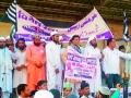 जिल्ह्यात मुस्लीम बांधवांचा मूक मोर्चा - Marathi News | Silent front of Muslim brothers in the district | Latest yavatmal News at Lokmat.com