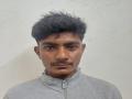 Kolhapur: भीती घालण्यासाठी पिस्तूल कमरेला लावून फिरत होता, एका अल्पवयीनला पोलिसांनी ताब्यात घेतला - Marathi News | Police arrest minor boy who was walking around with a pistol on his waist in kolhapur | Latest kolhapur News at Lokmat.com