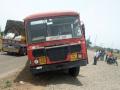 धुळे जिल्ह्यात ट्रक-बसचा अपघातात पाच प्रवासी जखमी  - Marathi News | Five passengers were injured in a truck-bus collision in Dhule district | Latest dhule News at Lokmat.com