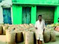 गाेदामे फुल्ल; उन्हाळी धानाची खरेदी वेटिंगवर - Marathi News | Gadame full; Waiting for summer grain purchase | Latest gadchiroli News at Lokmat.com