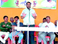 एफआरपी वाढल्याशिवाय ऊस घालण्याची गडबड नको :राजू शेट्टी - Marathi News |  Raju Shetty does not have to worry about re-emergence of FRP | Latest kolhapur News at Lokmat.com