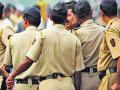 ...अखेर पोलीस उतरले रस्त्यावर! - Marathi News | ... finally the police took to the streets! | Latest nashik News at Lokmat.com