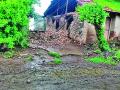 संततधार पावसाने घराचे नुकसान - Marathi News | Damage to house due to incessant rains | Latest nashik News at Lokmat.com