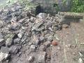 गोदावरी मंदिराच्या प्रांगणात गंगाद्वारवरील दगड कोसळले - Marathi News | Stones on Gangadwar collapsed in the precincts of Godavari temple | Latest nashik News at Lokmat.com