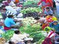बाजार समितीच्या कर्मचाऱ्याविरुद्ध गुन्हा - Marathi News | Crime against the employees of the market committee | Latest nashik News at Lokmat.com
