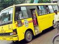 स्कूल बसमध्ये नियमांची ऐसीतैशी - Marathi News | The rules of law in the school bus | Latest chandrapur News at Lokmat.com