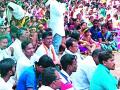 माना समाजाची तहसील कार्यालयावर धडक - Marathi News | Maan community faces tahsil office | Latest chandrapur News at Lokmat.com