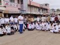केंद्र सरकारने कांदा निर्यातीवर बंदी कळवणला सर्वपक्षीय आंदोलन - Marathi News | Central government announces ban on onion exports | Latest nashik News at Lokmat.com
