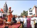 विश्वशांती धर्म सोहळ्याचे ओझरला ध्वजारोहण - Marathi News | Flag hoisting at Ojhar for World Peace Religion Ceremony | Latest nashik News at Lokmat.com