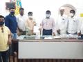 कांद्यावरील निर्यात बंदी उठविण्याची मागणी - Marathi News | Demand for lifting of export ban on onions | Latest nashik News at Lokmat.com