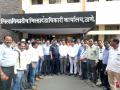 जि. प. शिक्षणाधिका:यांच्या मनमानी विरोधात मुख्याध्यापक - शिक्षकांचा आक्रोश - Marathi News | District Par. Education Officer: Headlines - teachers' resentment against their arbitrariness | Latest thane News at Lokmat.com
