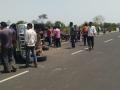 चंद्रपूर जिल्ह्यात भीषण अपघात; दोन जागीच ठार, दोन गंभीर - Marathi News | Fatal accidents in Chandrapur district; Two killed on the spot, two serious | Latest chandrapur News at Lokmat.com