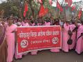 जिल्हा परिषदेवर आरोग्य परिचरांचा मोर्चा - Marathi News | Morcha of health nurses at Zilla Parishad | Latest kolhapur News at Lokmat.com