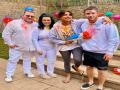 होली है...! प्रियंका चोप्राने असे मस्त उधळले होळीचे रंग, पाहा फोटो - Marathi News | priyanka chopra shares photo as she celebrates holi with husband nick jonas and in-laws | Latest filmy News at Lokmat.com
