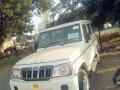 सभापतींची जीप धूळखात उभी - Marathi News |  The Chairman's Jeep stood in the dust | Latest hingoli News at Lokmat.com