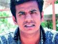 गॅलरीतून पडून युवकाचा मृत्यू - Marathi News | Young man dies after falling from gallery | Latest nashik News at Lokmat.com
