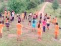 सातपुड्याच्या कुशीतील ‘त्या’ एकलव्यांना मिळाले गुरू - Marathi News | Eklavya from Satpuda's Kushi got Guru | Latest nandurbar News at Lokmat.com