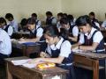 पारंपरिक भाषांना अच्छे दिन : पर्यावरण, कलाशास्त्रात शंभर नंबरी यश इंग्रजीपेक्षा मराठी, हिंदीत विद्यार्थ्यांची सरशी - Marathi News | Good days for traditional languages: 100 marks in environment, arts, Marathi, Hindi students better than English | Latest nashik News at Lokmat.com