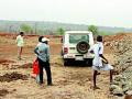 चुरमुरा खदानीतील अवैध उत्खननाची चौकशी - Marathi News | Investigation of illegal mining in Churmura Khadani | Latest yavatmal News at Lokmat.com