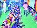 पुरणपोळीच्या पाहुणचाराने माहेरवाशिणी झाल्या तृप्त - Marathi News | Survivor becomes pregnant after visiting husband | Latest yavatmal News at Lokmat.com