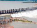 परतीच्या पावसामुळे आलमट्टी धरण ओव्हरफलो - Marathi News | Overflow Reservoirs | Latest solapur News at Lokmat.com