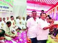 सामूहिक विवाह सोहळे आर्थिक बचतीचे माध्यम - Marathi News | Collective wedding functions are the medium of financial savings | Latest gondia News at Lokmat.com