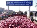 शेतकऱ्यांनो कांदा कॉरन्टाइन करा - Marathi News | Farmers quarantine onions | Latest nashik News at Lokmat.com