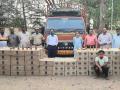 आजरा येथे टेम्पोसह २० लाखांचा मद्यसाठा जप्त - Marathi News | 20 lakh liquor seized with tempo at Ajra | Latest kolhapur News at Lokmat.com