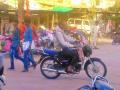 चौकातील अतिक्रमण धोकादायक - Marathi News | The encroachment on the square is dangerous | Latest chandrapur News at Lokmat.com