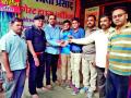 सप्तशृंगगडावर प्रामाणिकपणे सोने परत - Marathi News | Return the gold honestly on the Saptashringagad | Latest nashik News at Lokmat.com