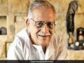 गीतकार गुलजार यांना वाढदिवसानिमित्त स्वरमयी शुभेच्छा - Marathi News | Happy songwriter Gulzar on his birthday | Latest nashik News at Lokmat.com